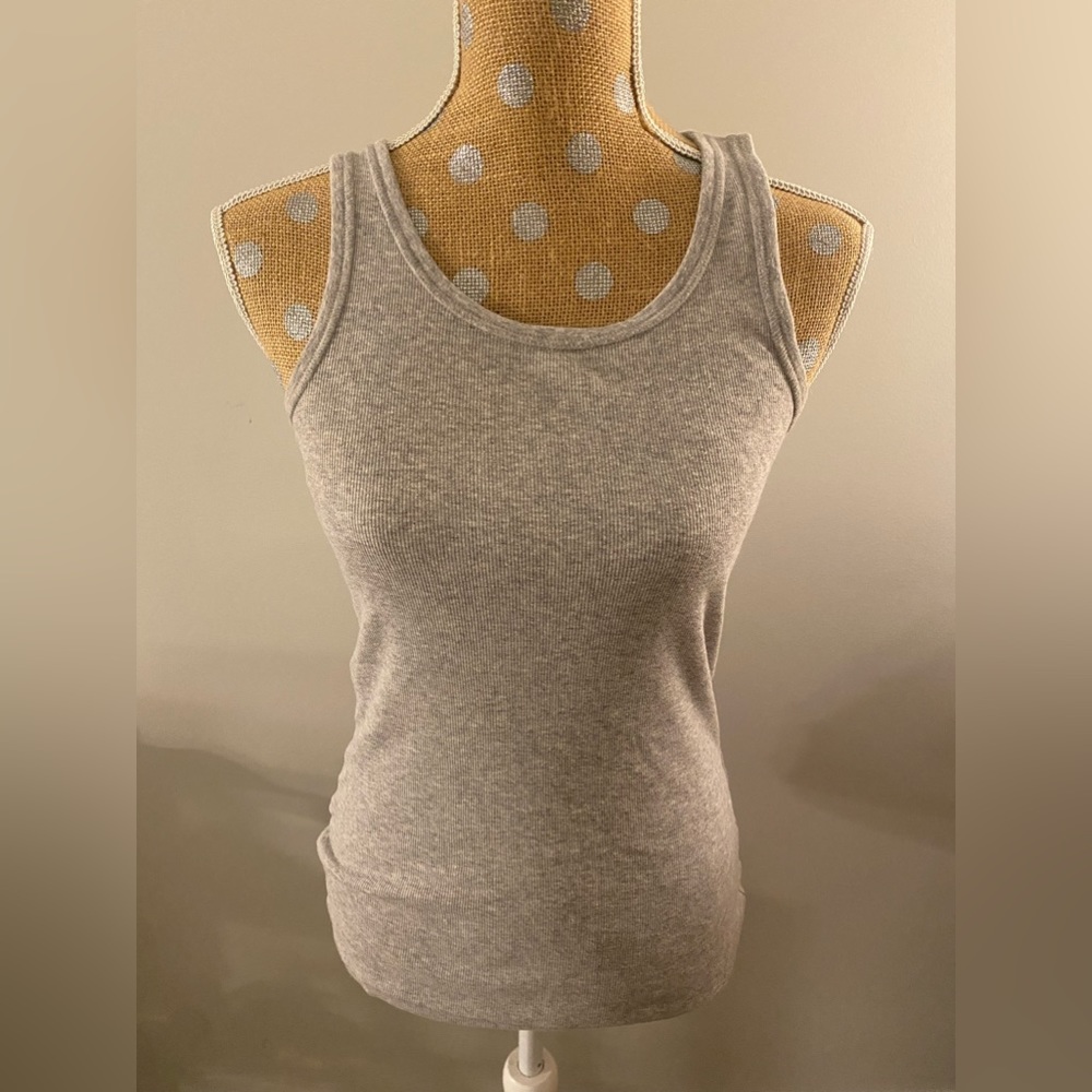 basic grey tank, perfect condition
